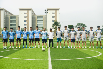 Khai mạc giải bóng đá sinh viên Khoa Công nghệ năng lượng 2024